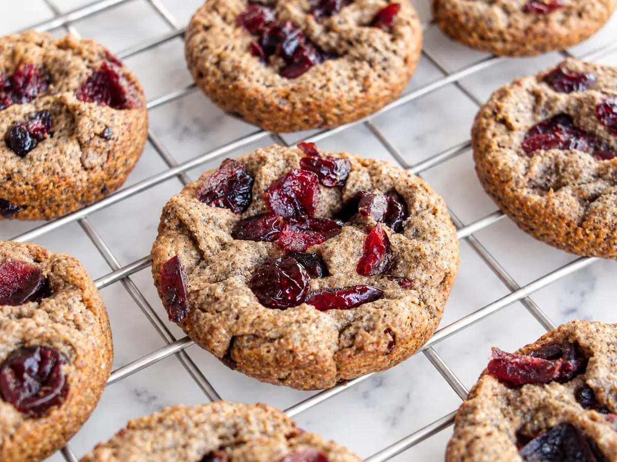 baked chia seed cookies on cooling rack