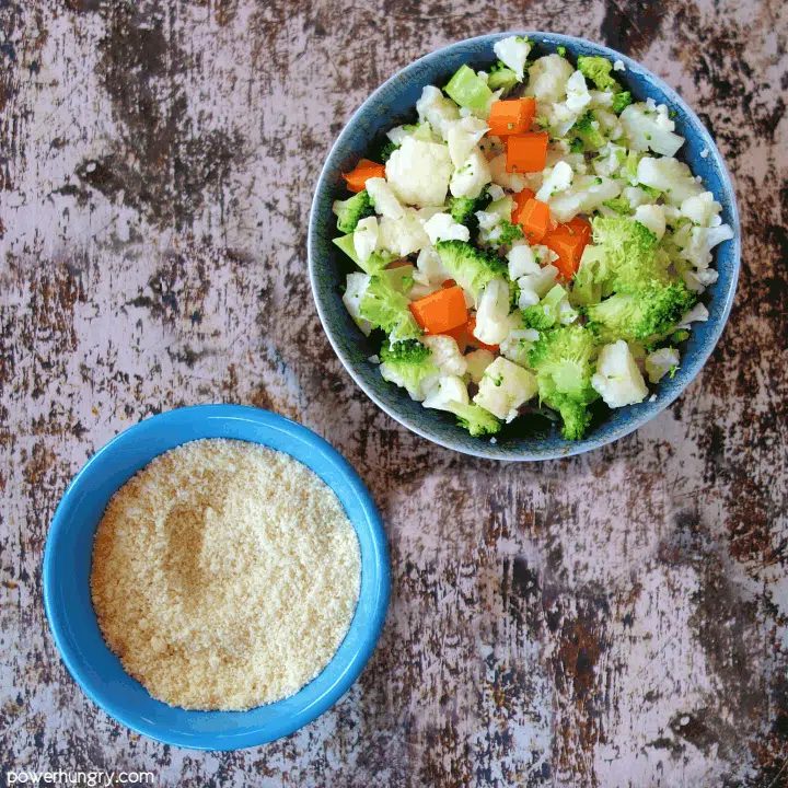 3-ingredient almond flour vegetable nuggets that are vegan, paleo, & have a keto option
