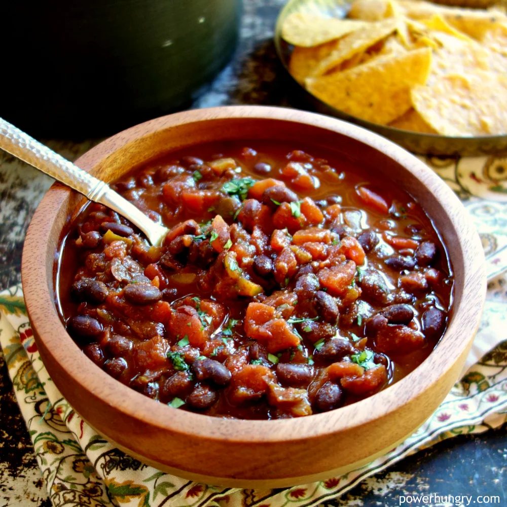 3 Ingredient Vegan Black Bean Chili (High protein, Oil free)