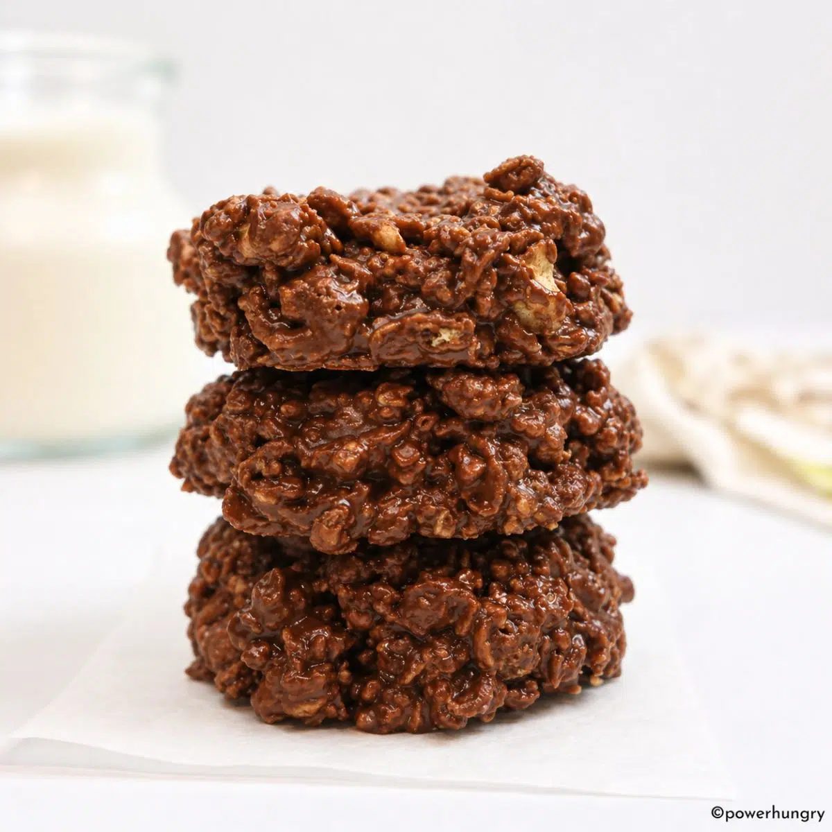 3-Ingredient Chocolate No-Bake Protein Cookies (15g Protein)