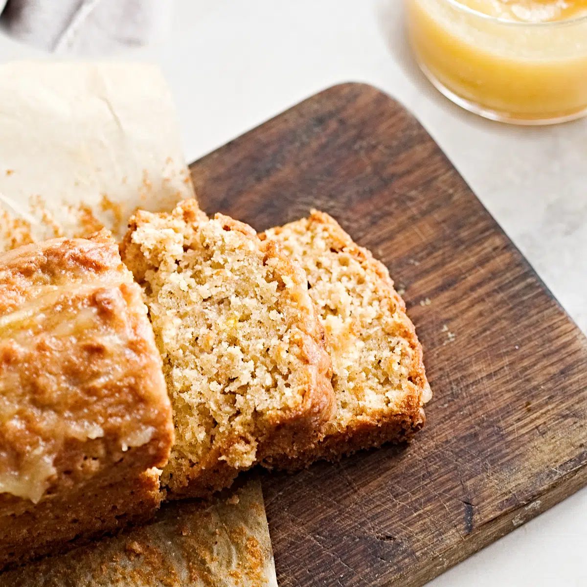 sliced applesauce oat bread on cutting board