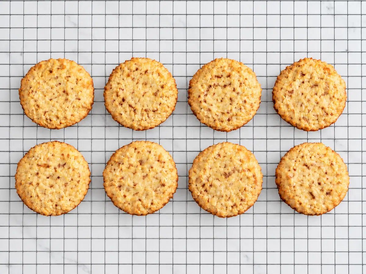 cauliflower biscuits with coconut flour on cooling rack
