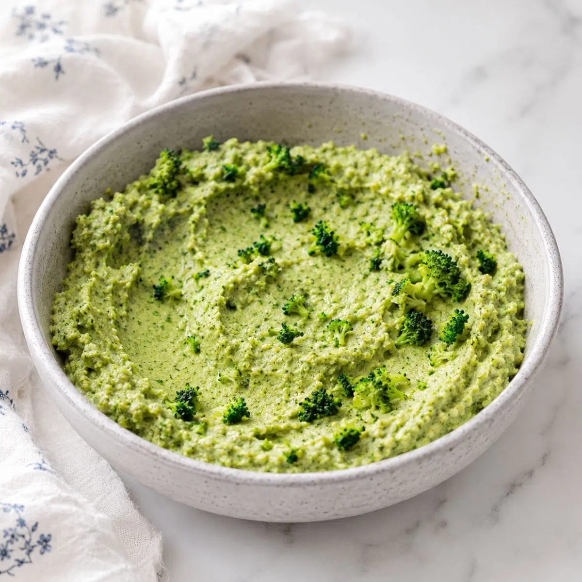 Broccoli Hummus (Oil-free)