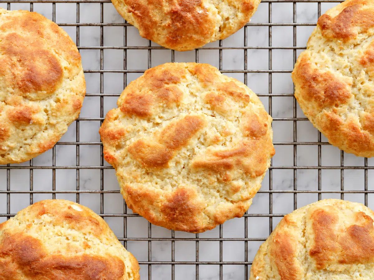 vegan almond flour biscuits on a cooling rack