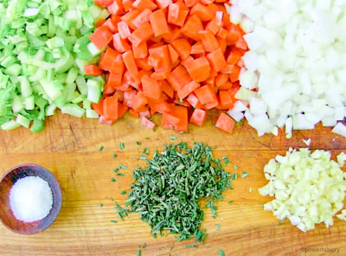ingredients for mung bean soup on a wooden cutting board