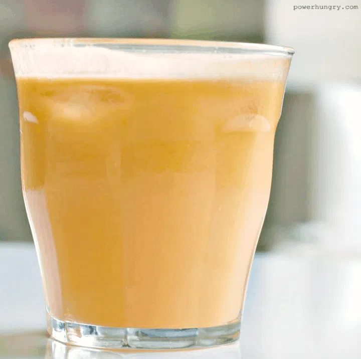 Gorgeous Skin Smoothie {Apple, Carrot, Orange & Ginger}