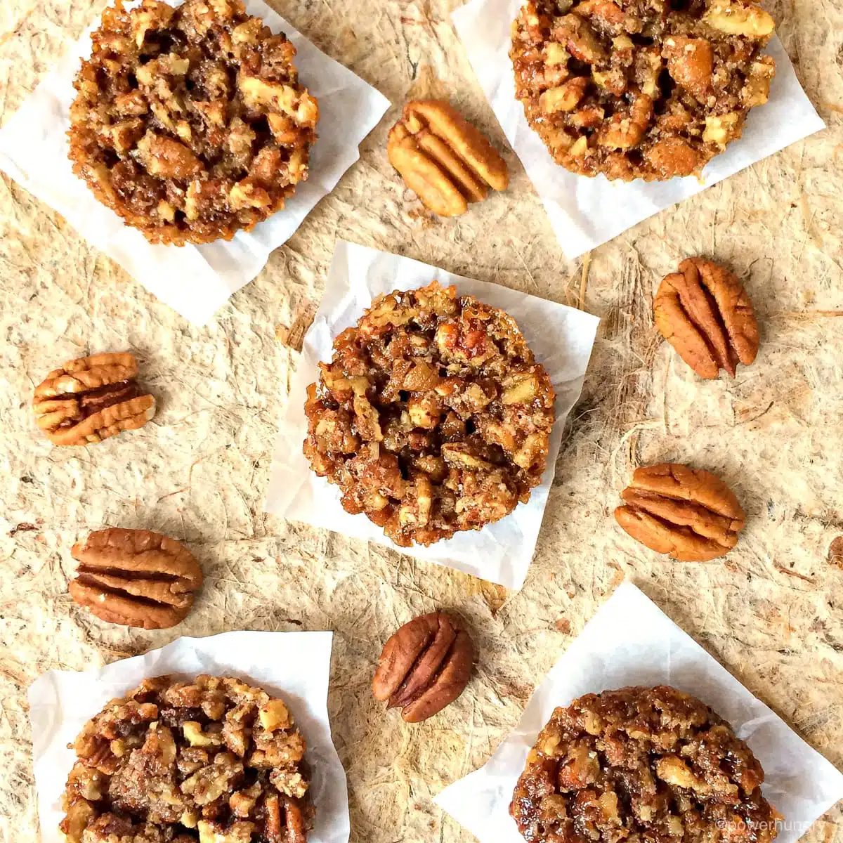 4-ingredient Vegan Pecan Pie Bites (GF, Oil-free)