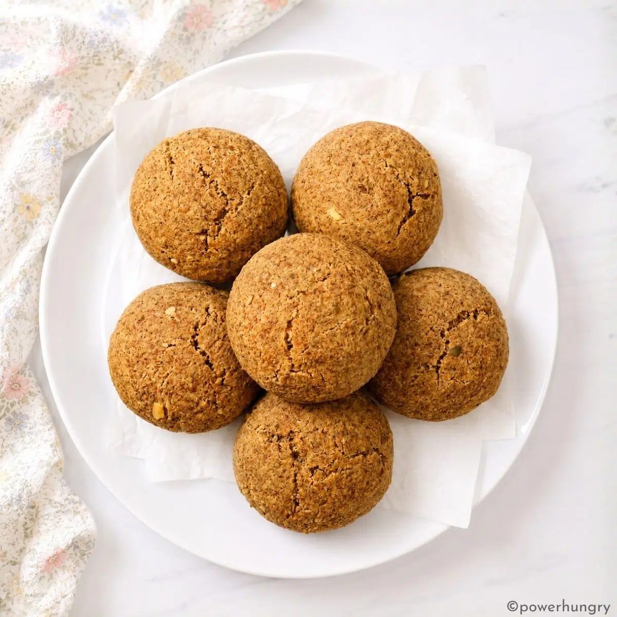 High-Protein Pumpkin Seed Bread Rolls (4 Ingredients)