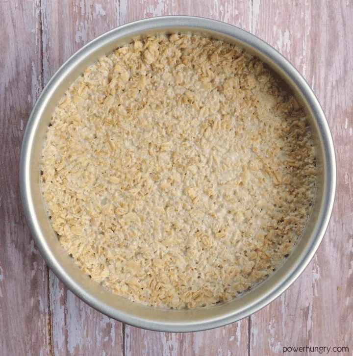 soaked oats in a cake pan, soaked overnight