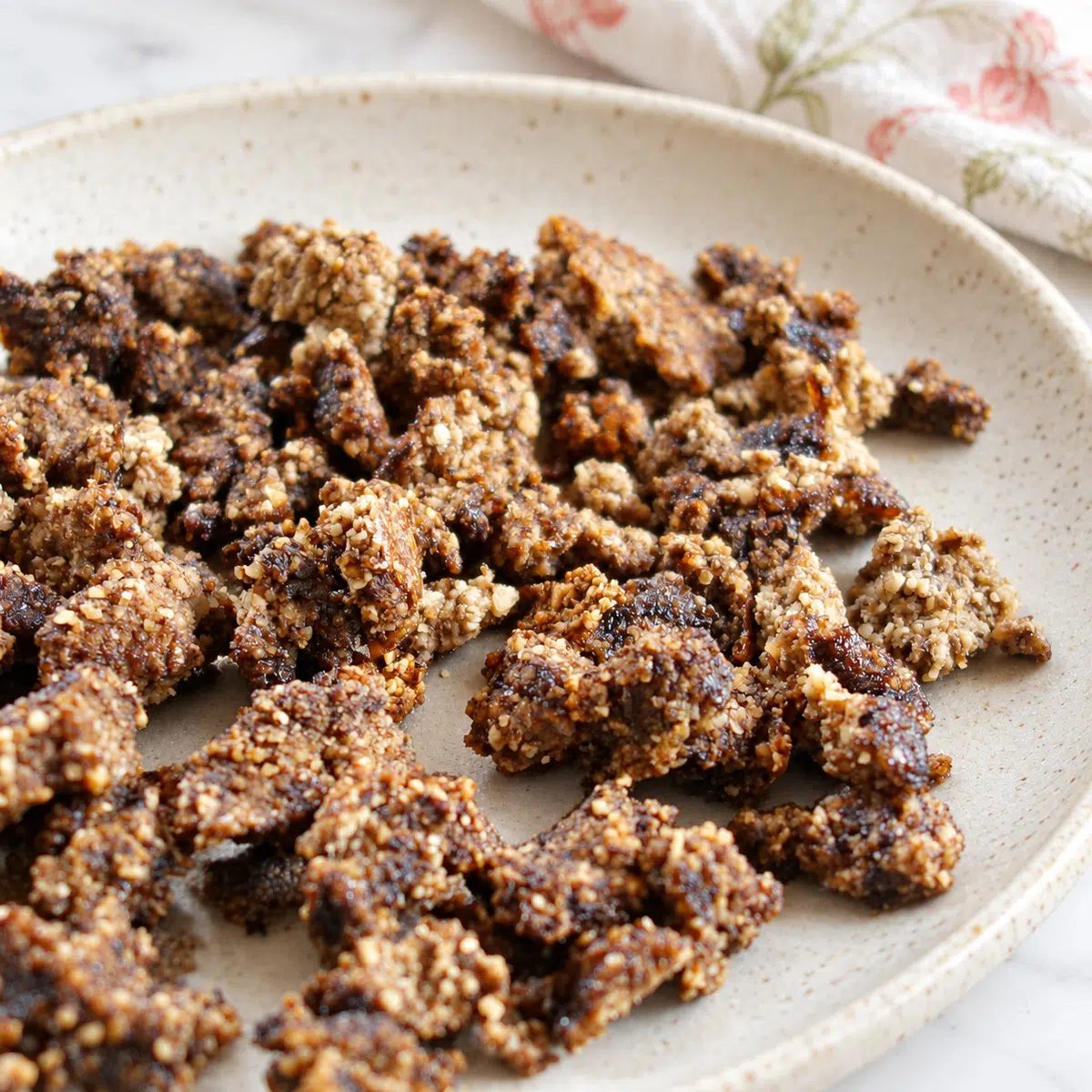 Almond Meat: Straightforward Mushroom & Almond Flour Ground Beef