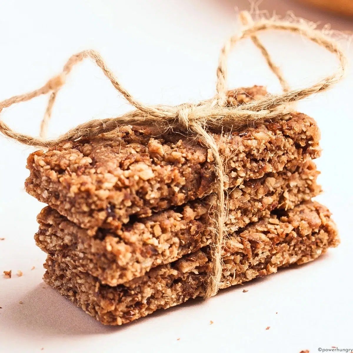 No-Bake Quinoa Protein Bars (Vegan, Gluten-free)