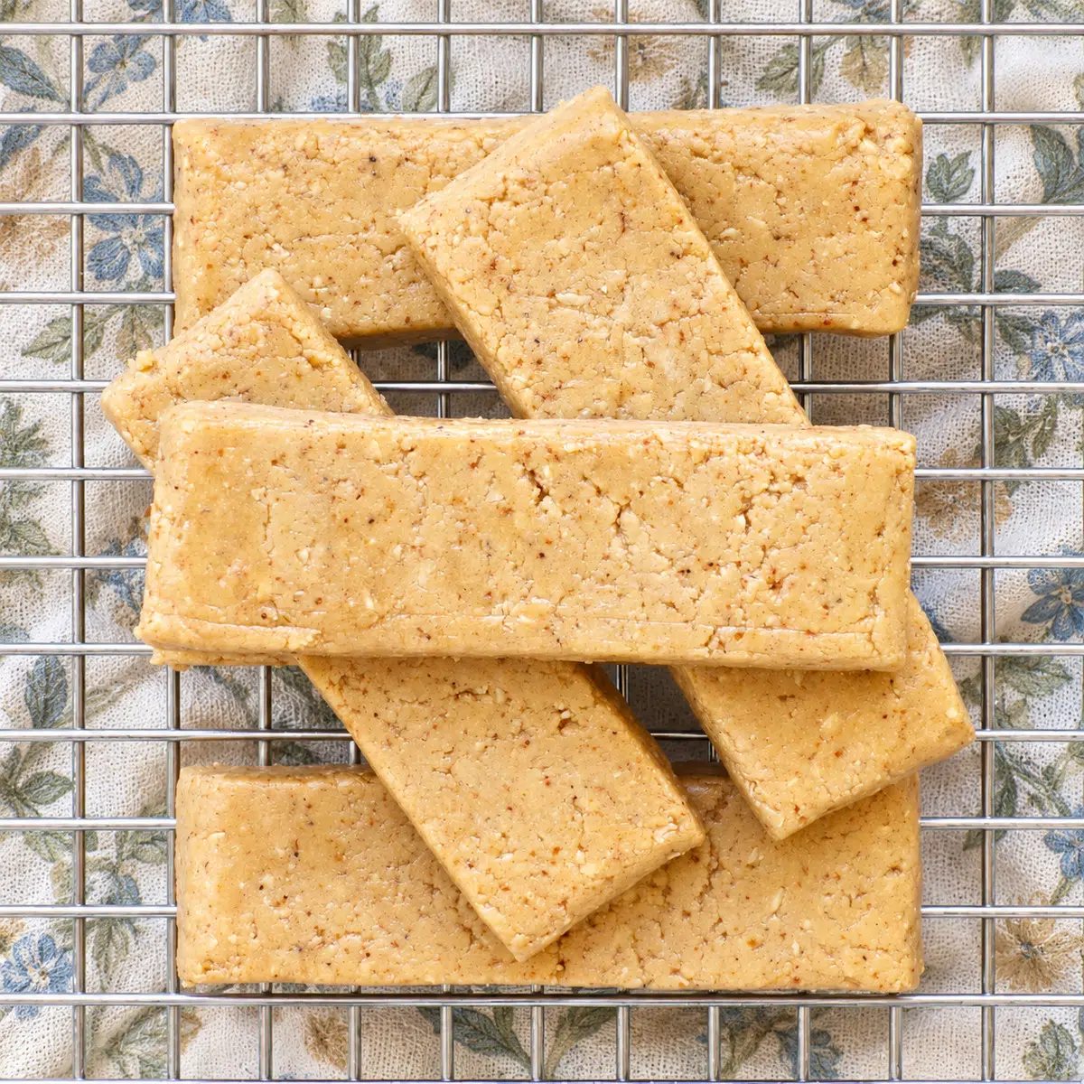 stacked no-bake tahini bars