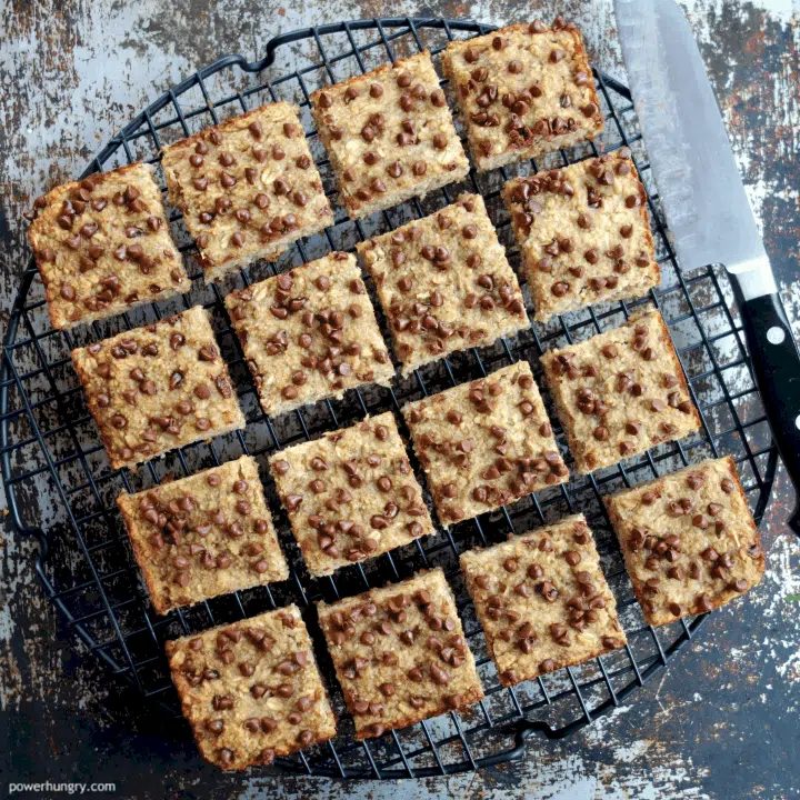 Cut oat and almond flour banana bars on cooling rack