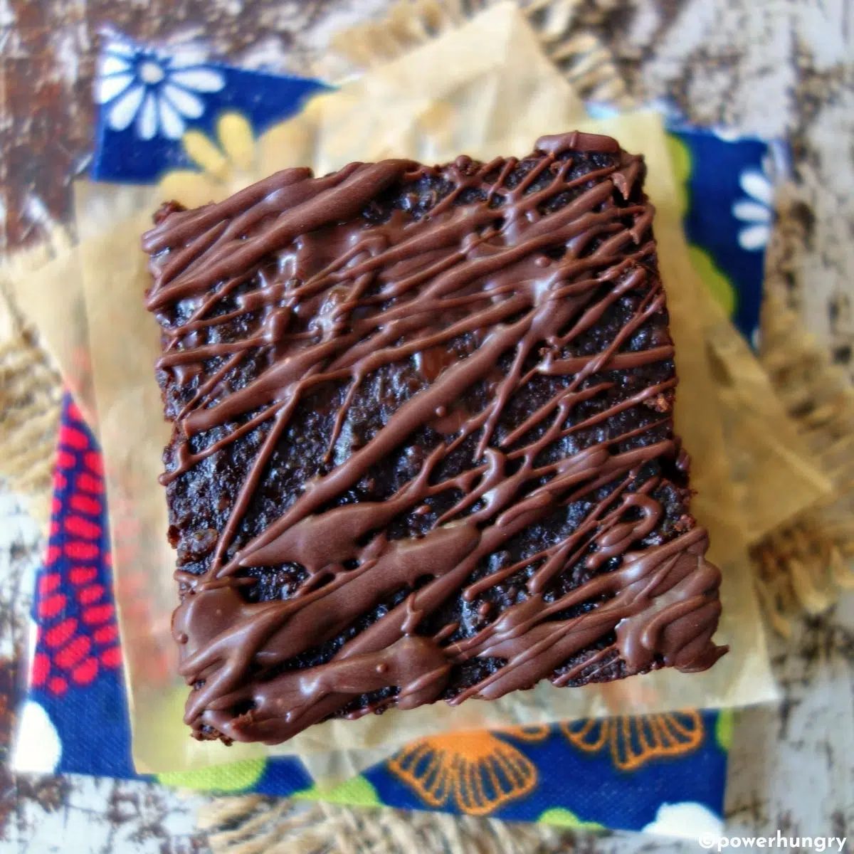 Fudgy Vegan Almond Flour Brownies (Oil-Free)