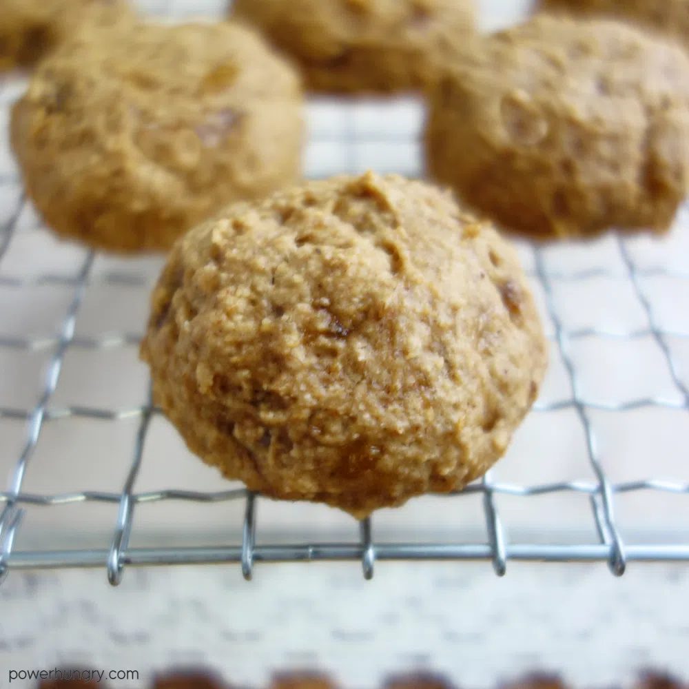 banana cookies cooling on a wire cooling rack