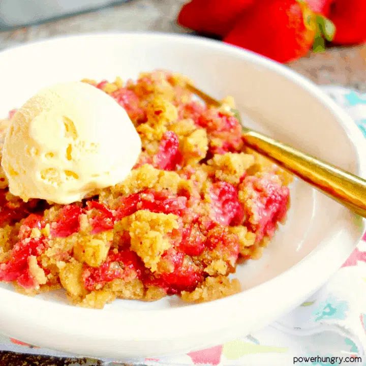 Strawberry Almond Flour Crumble (Vegan, Keto Option)
