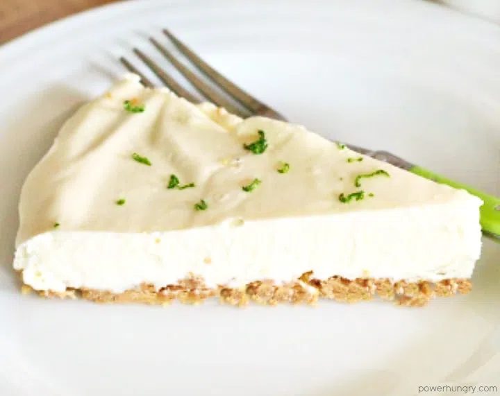 No-bake vegan cashew cream lime pie slice