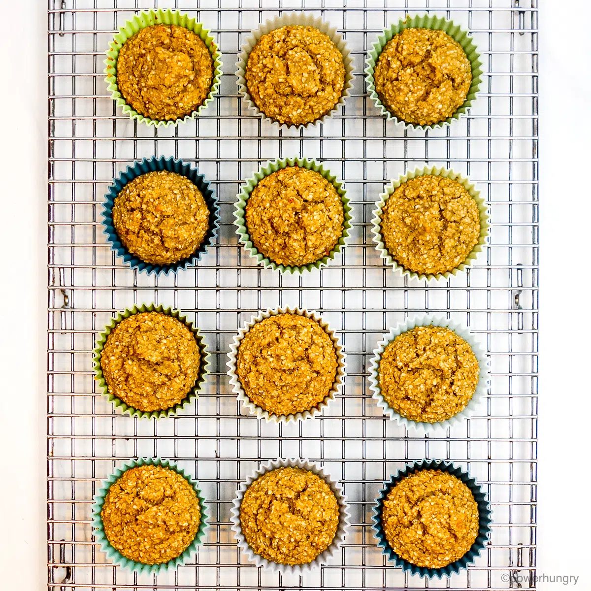 banana oat bran muffins, cooling