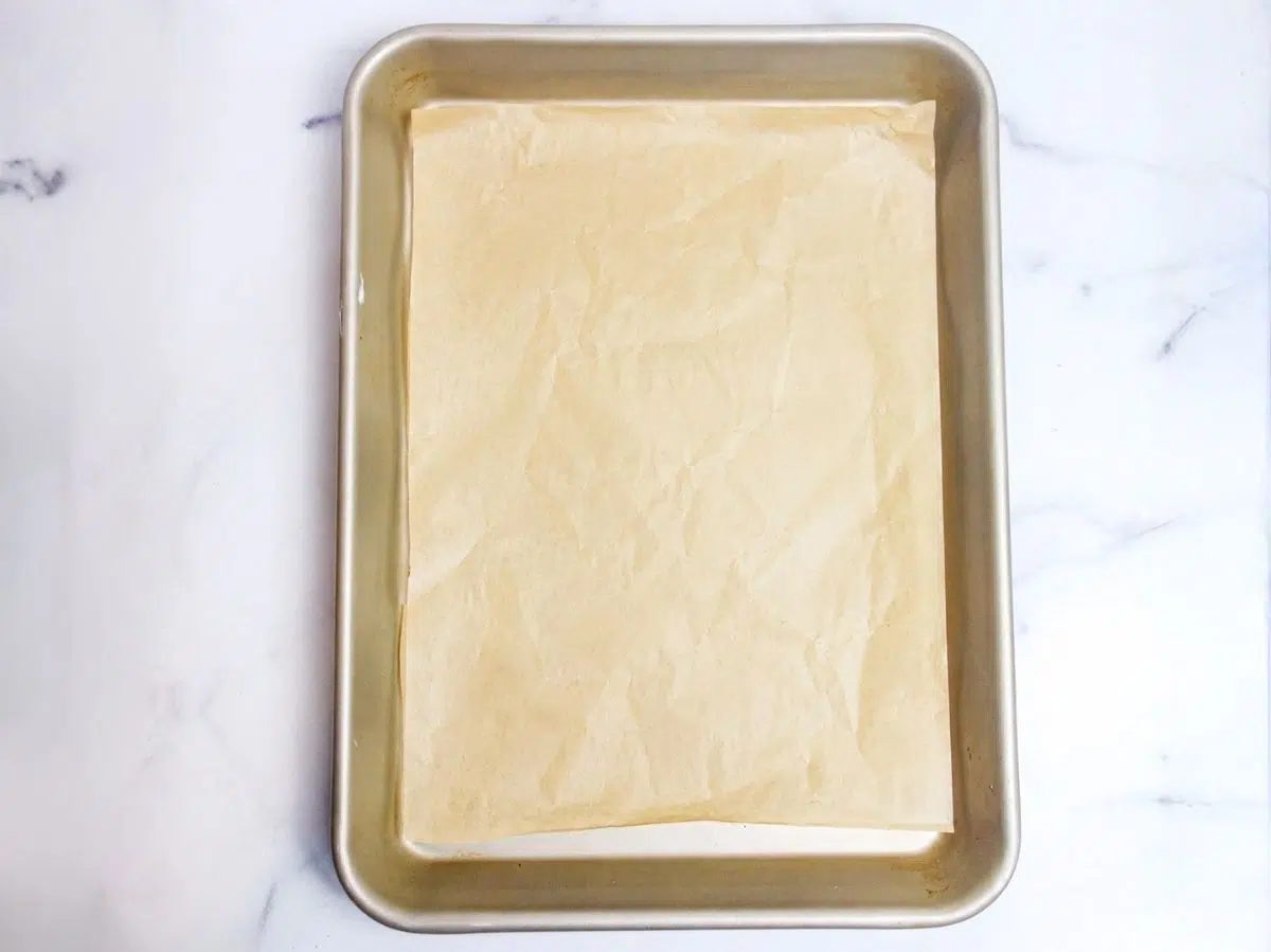 baking sheet lined with parchment paper