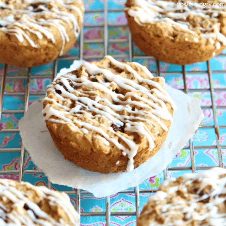 High Protein Oatmeal Raisin Cakes (Vegan, Oil-free, GF)